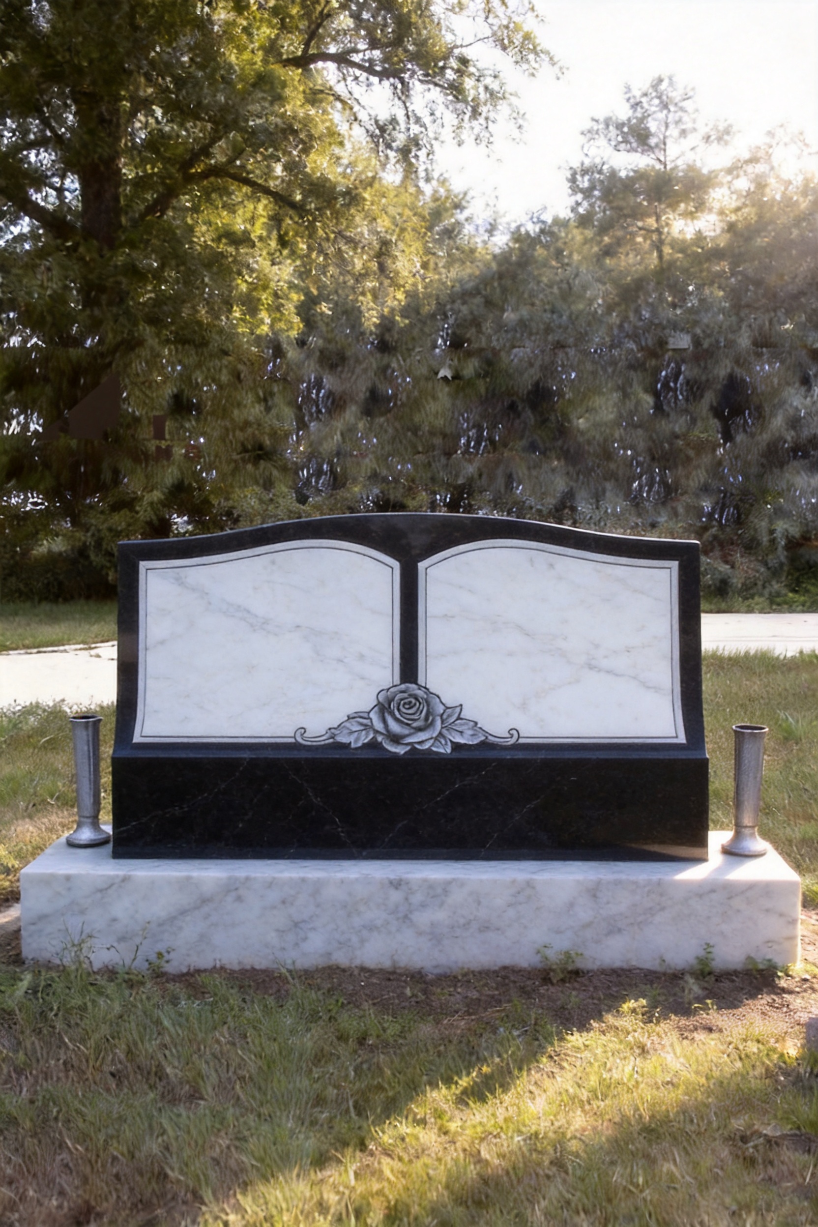 Black-and-White Contrast Rose-Pattern Marble Tombstone: A Lasting Memorial for Shared Lives